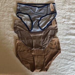 Victoria’s Secret Hiphugger Pantie Lot